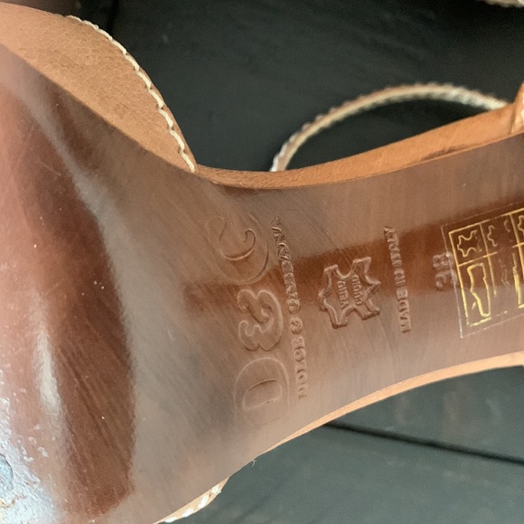 Dolce and Gabbana heels - Picture 5 of 6